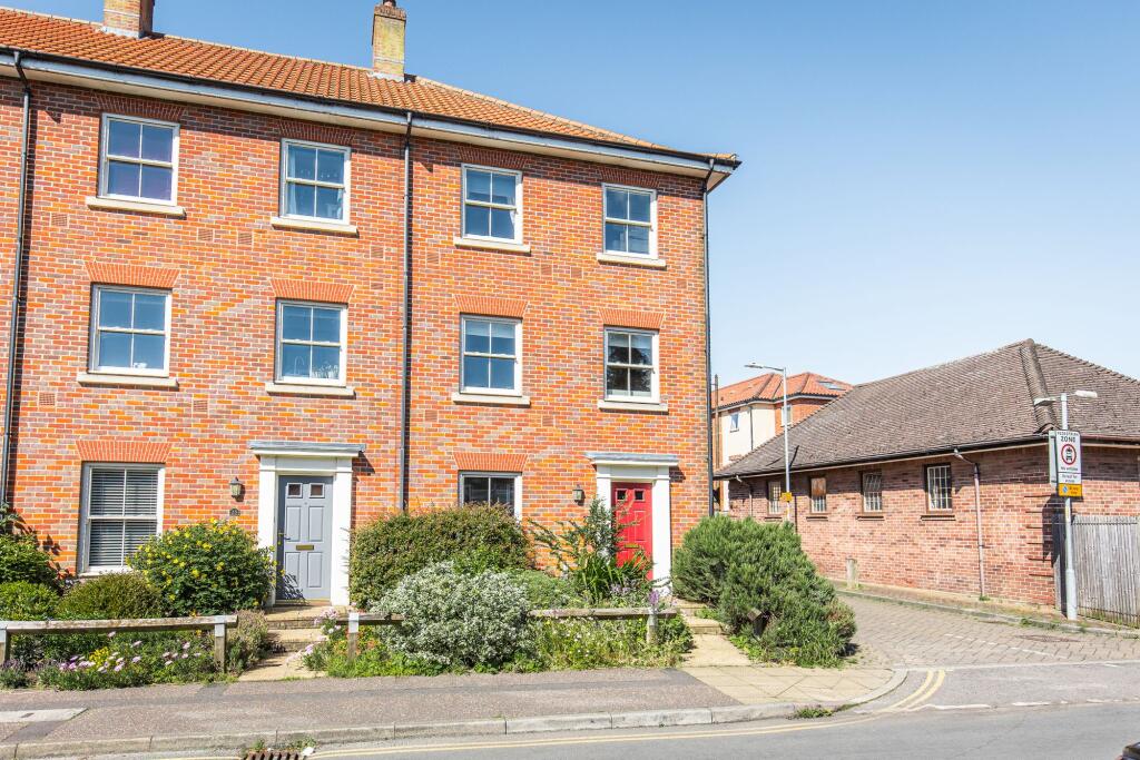 Main image of property: Oak Street, Norwich, NR3