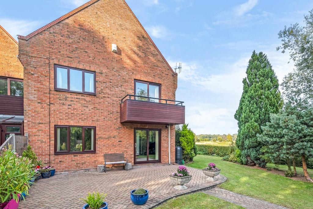 5 bedroom semidetached house for sale in Buxton With Lamas, NR10