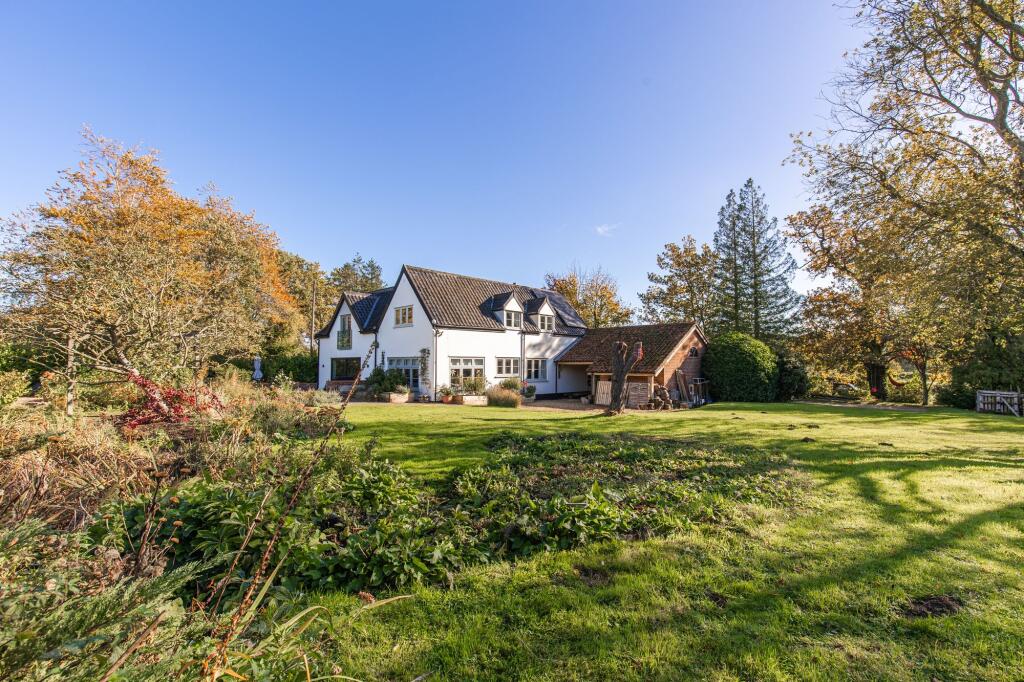 Main image of property: Carleton Forehoe