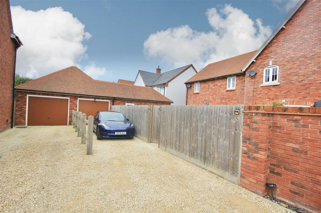Additional property image - Constance Road, Wimborne