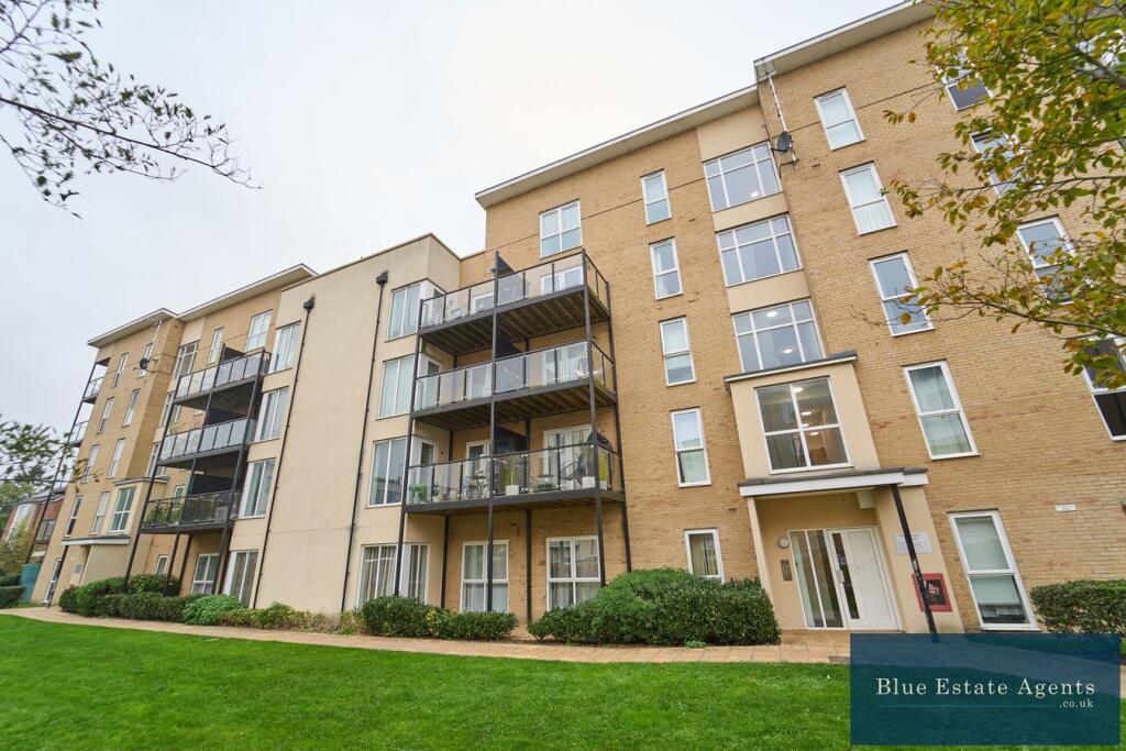Main image of property: Hunting Place, Hounslow, TW5