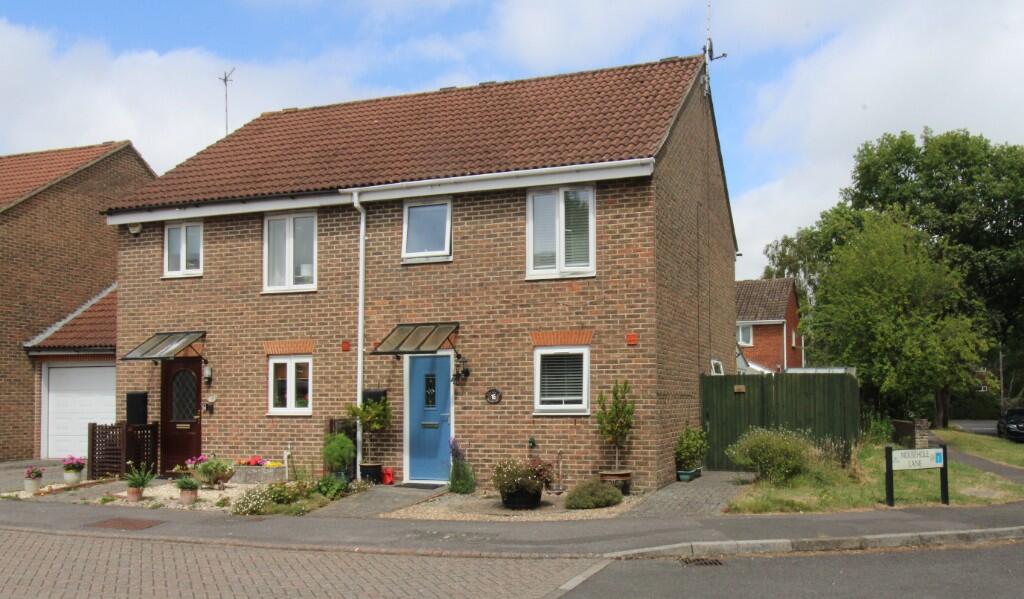 Main image of property: Mousehole Lane, SO45