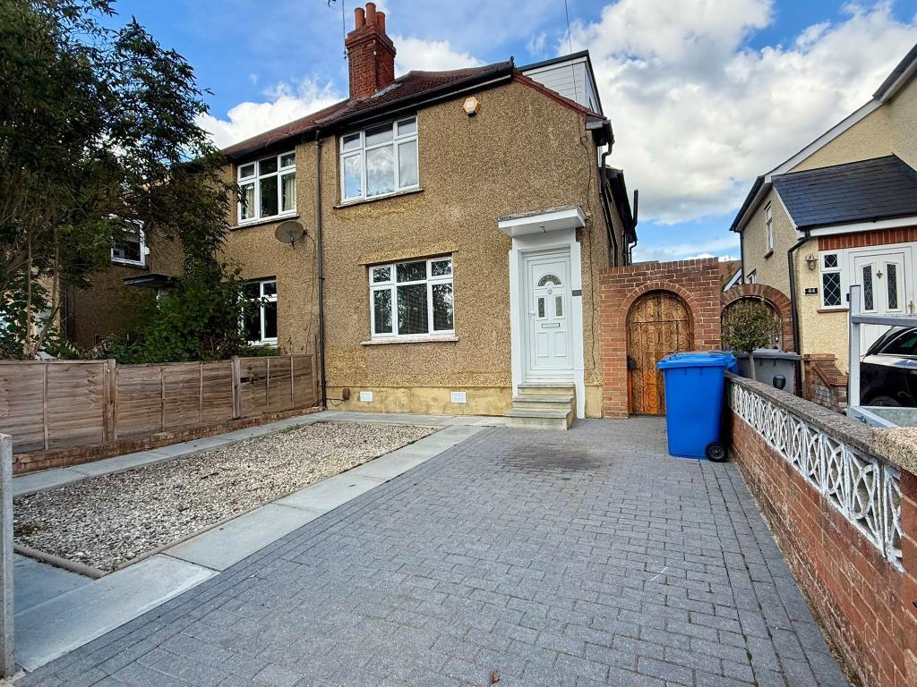 Main image of property: Blackamoor Lane, Maidenhead, SL6
