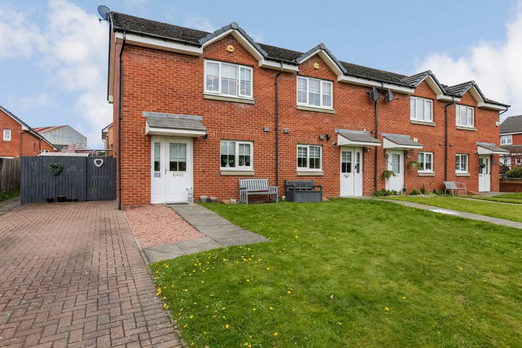 3 bedroom end of terrace house for sale in Rigby Crescent, Carntyne
