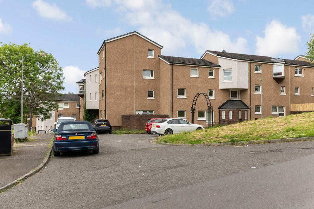 3 bedroom for sale in Cardross Court, Dennistoun, G31 2DX, G31