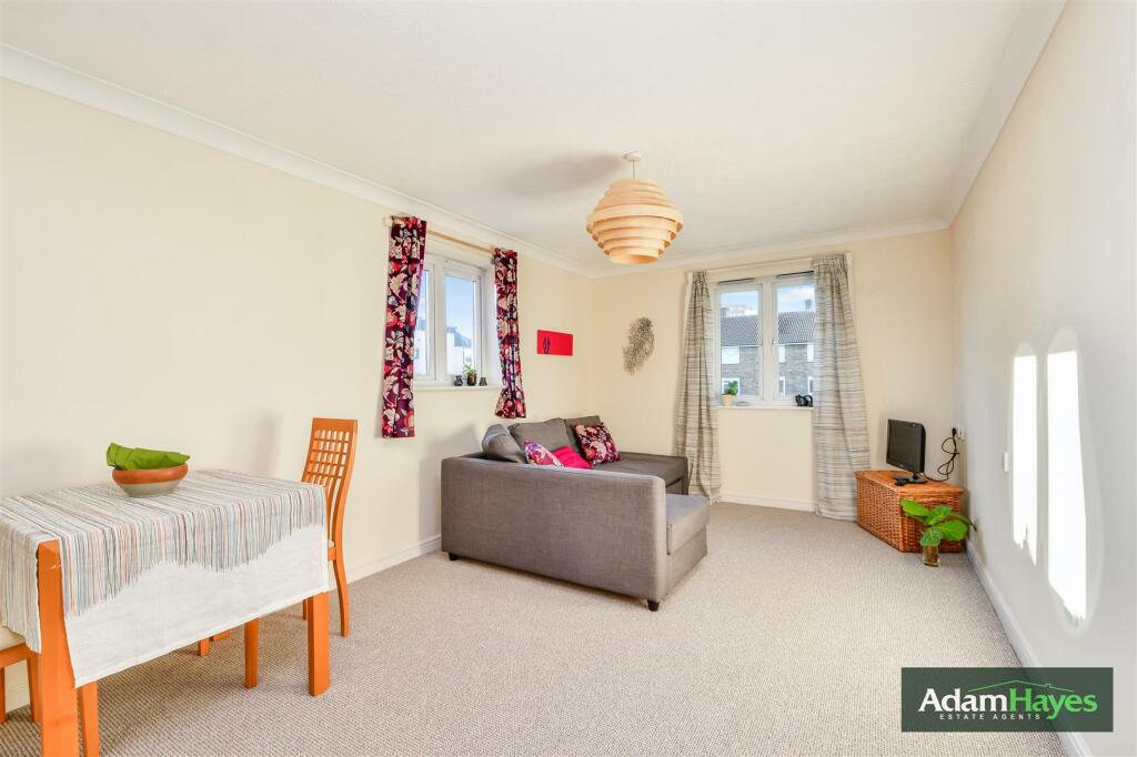 Main image of property: Bedford Road, East Finchley, N2