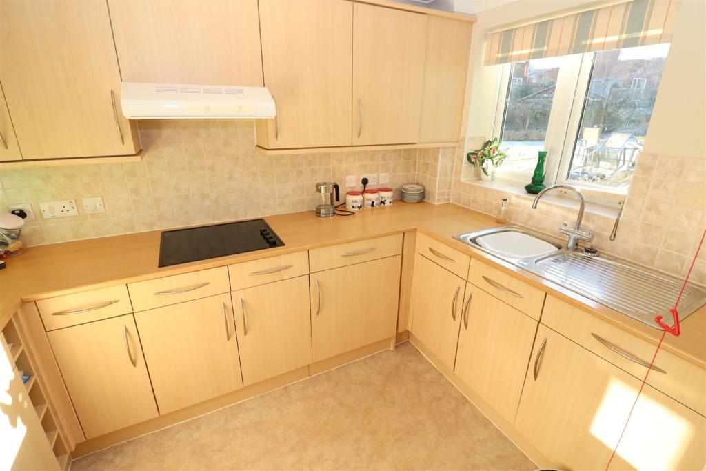 2 bedroom retirement property for sale in Townsend Court, High Street
