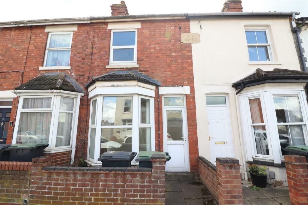 3 bedroom terraced house for sale in Manton Road, Rushden, NN10 0JT, NN10
