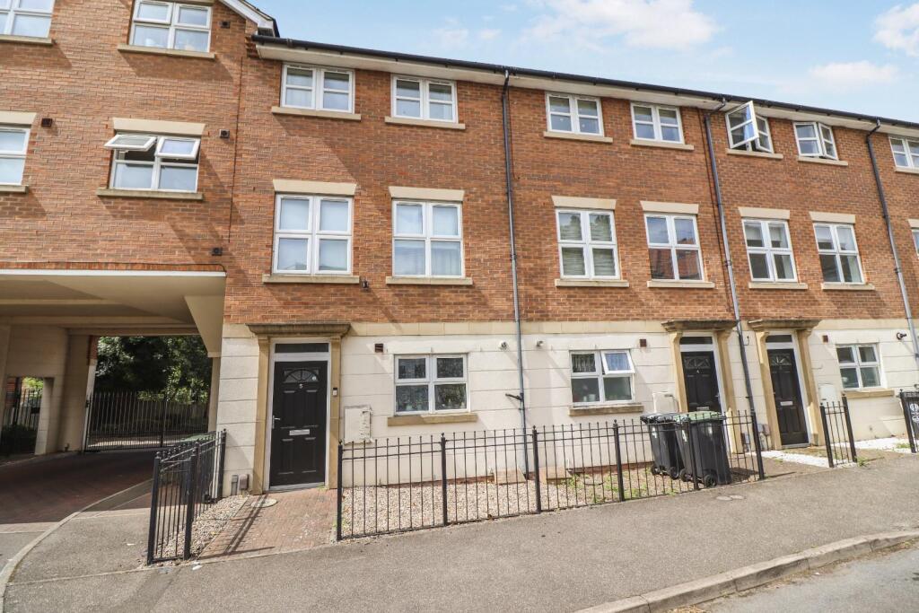 Main image of property: Knights Mews, Rushden, NN10 0LA
