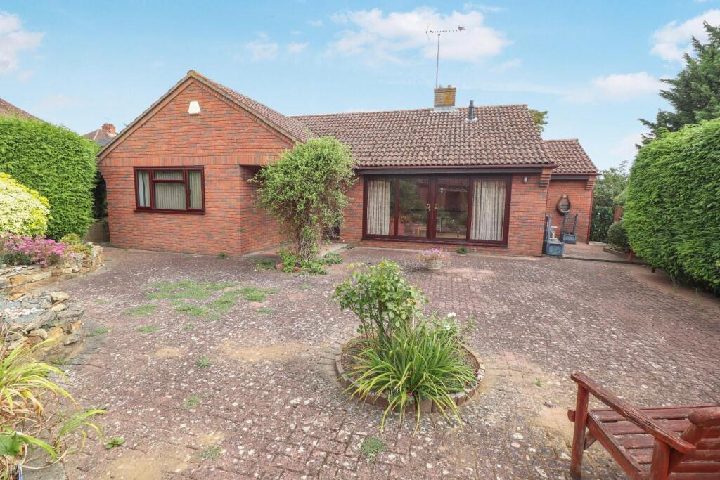 Main image of property: Sandringham Close, Rushden, NN10 9ER