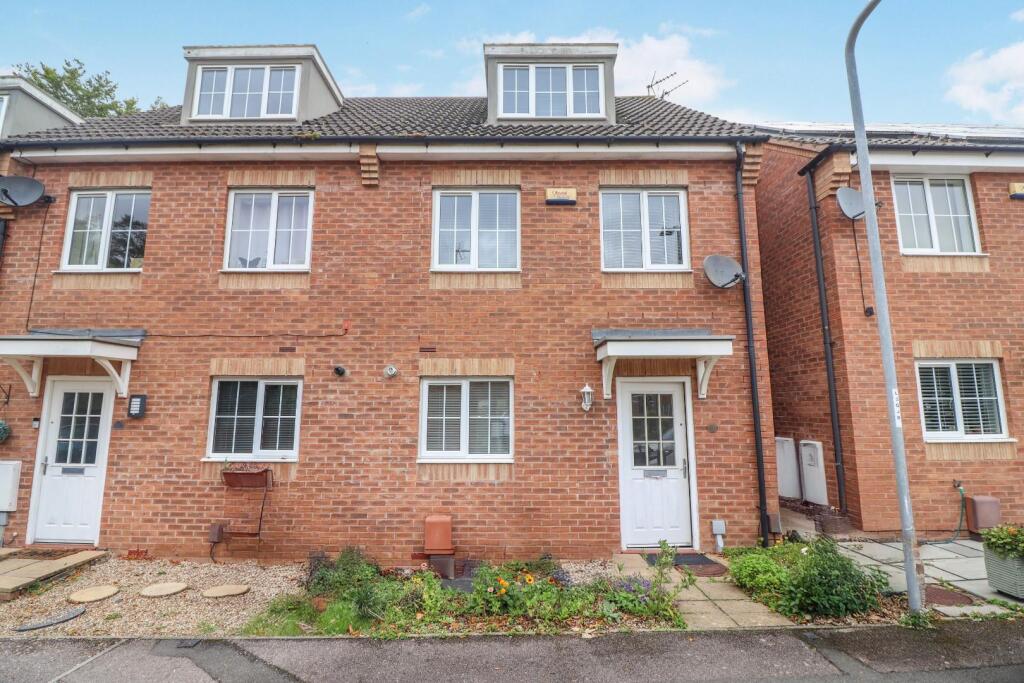 Main image of property: Jubilee Gardens, Rushden, NN10 0NS