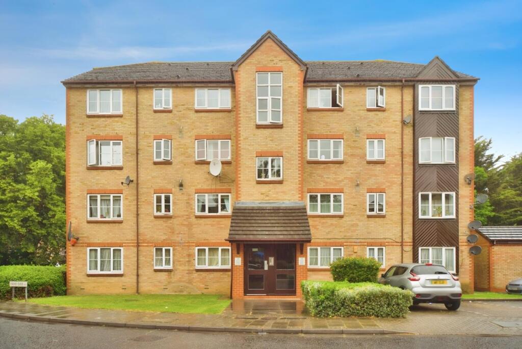 Main image of property: Cygnet Close, London