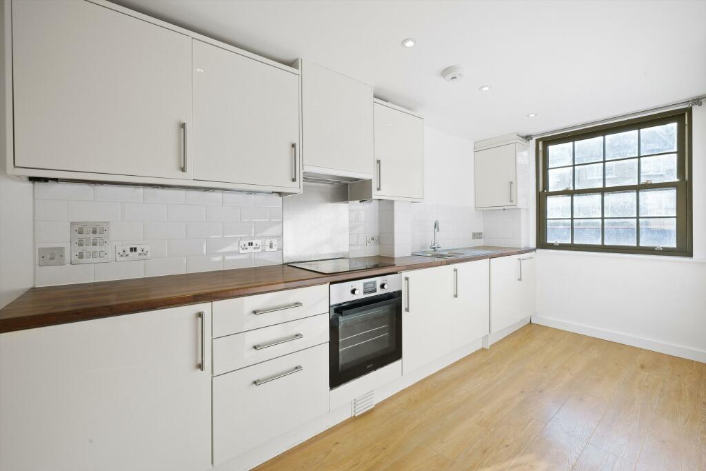 2 bedroom flat for rent in Monck House, 10-16 Cole Street, Southwark, London, SE1
