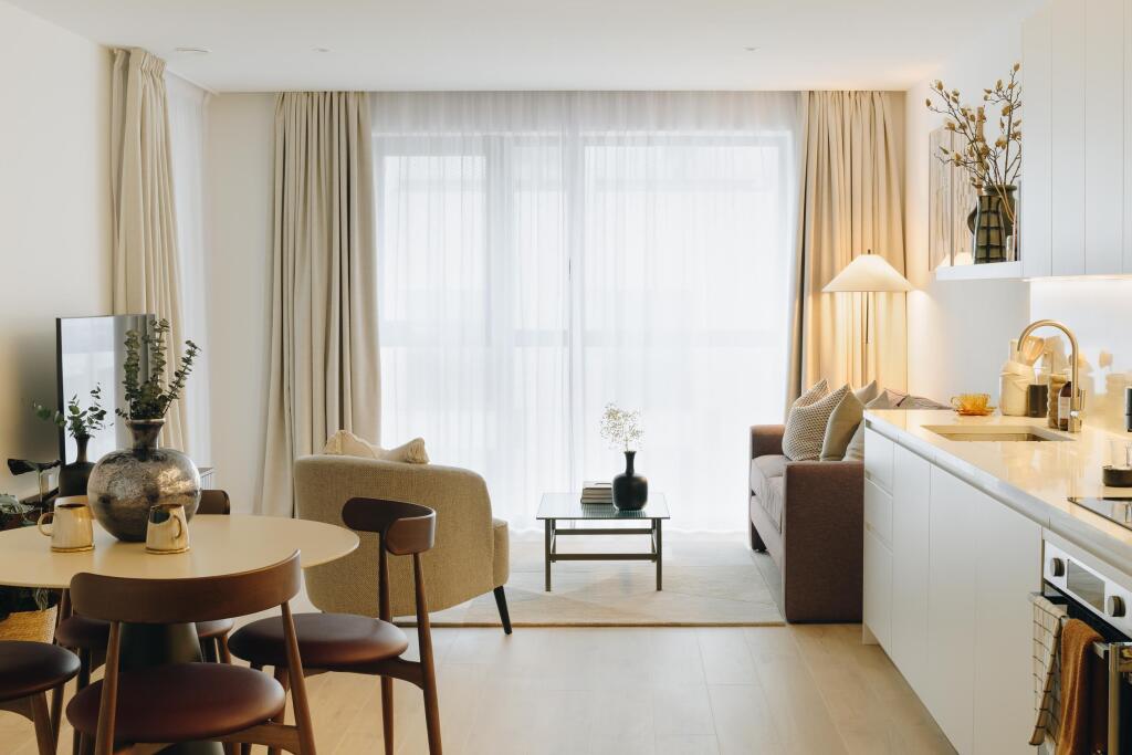 Main image of property: New Drum Street, London, E1