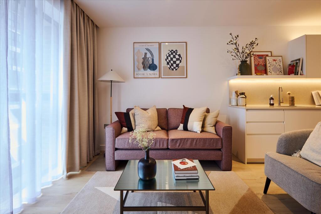 Main image of property: New Drum Street, London, E1