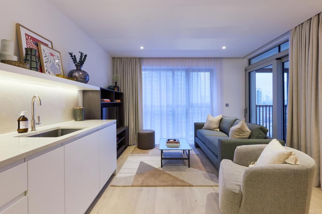 Main image of property: New Drum Street, London, E1