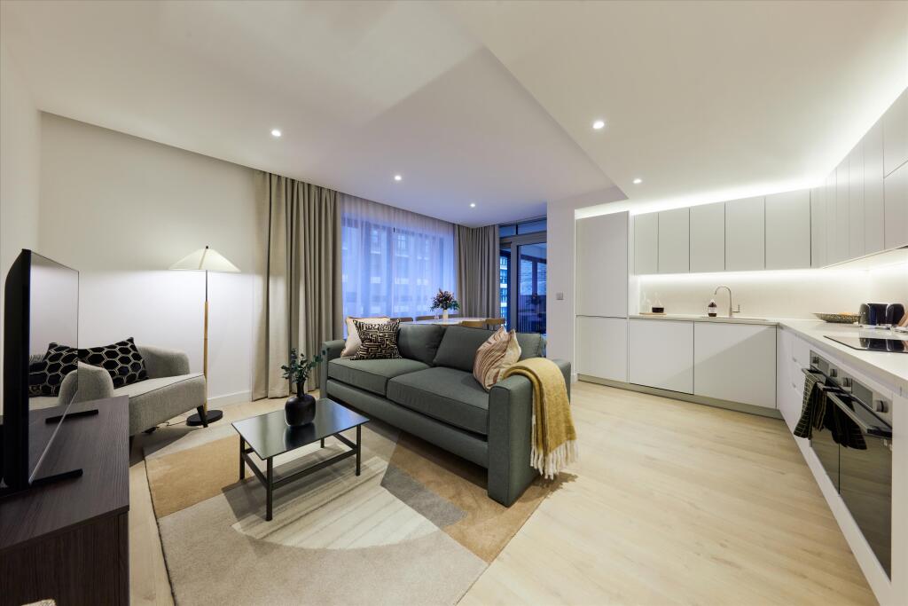Main image of property: New Drum Street, London, E1