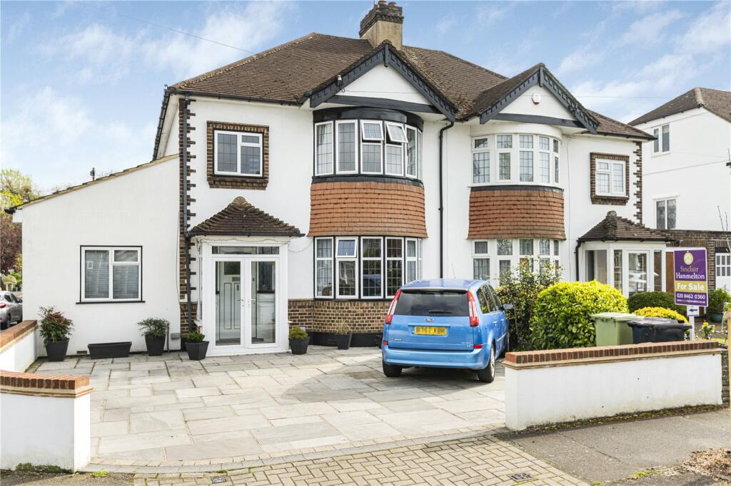 4 bedroom semidetached house for sale in Hurstdene Avenue, Bromley, BR2
