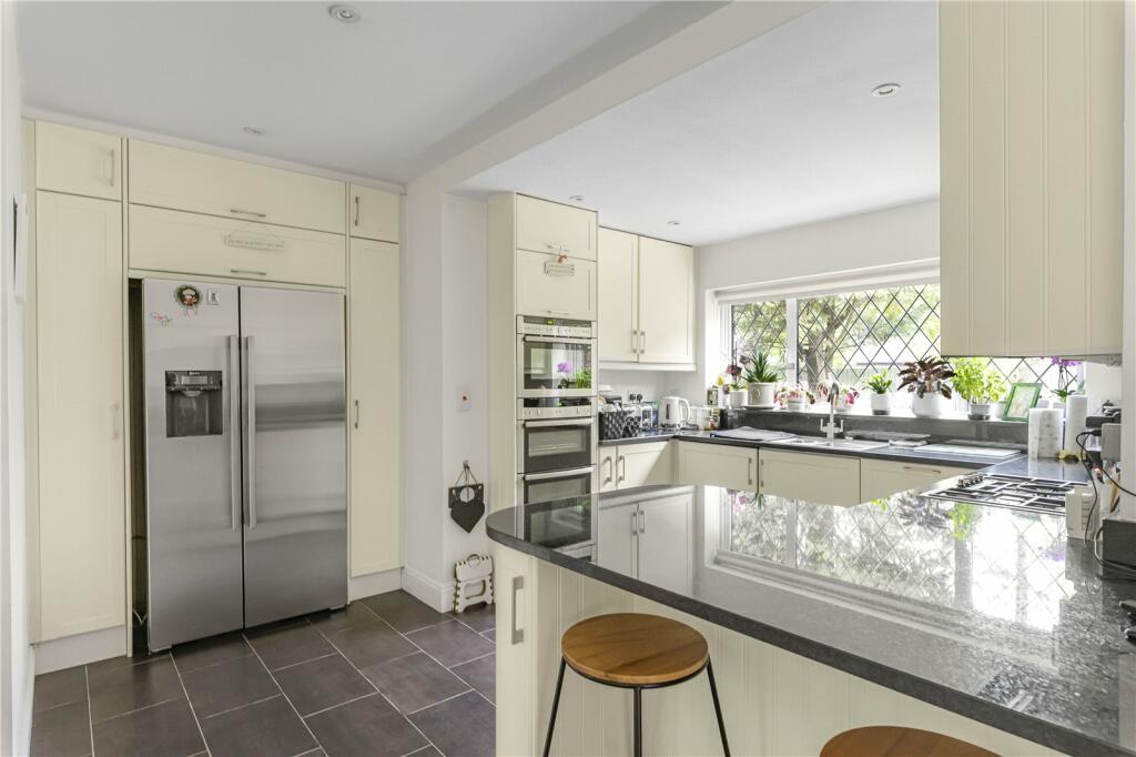 Additional property image - Hayes Lane, Beckenham, BR3