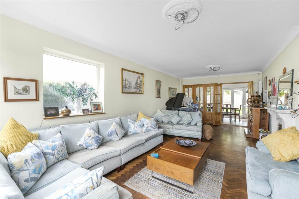 Additional property image - Keston Gardens, Keston, BR2