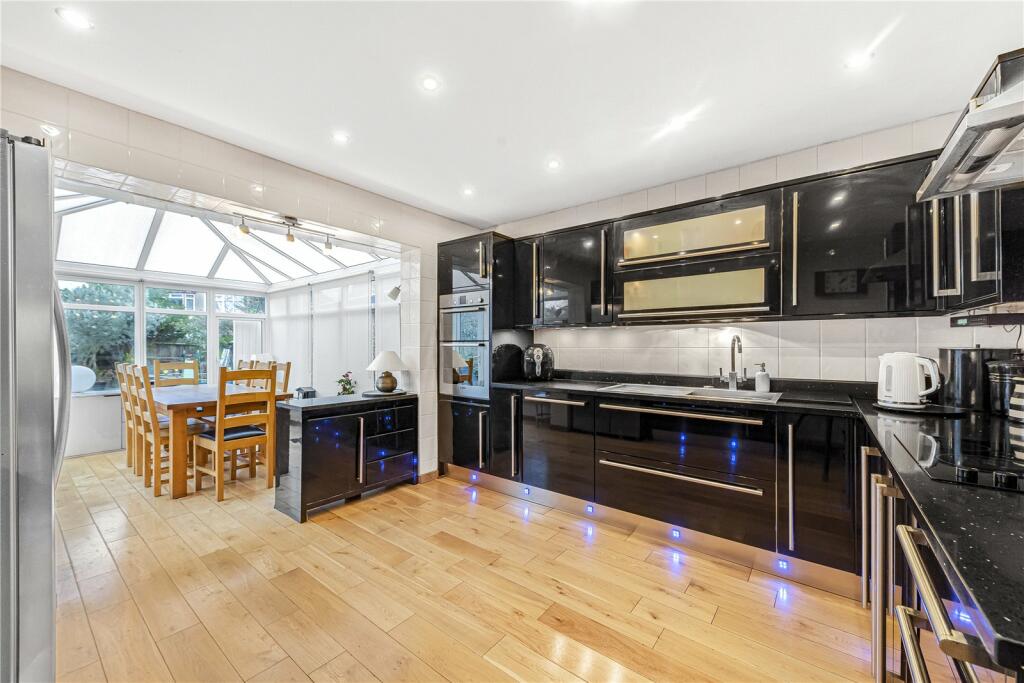 Additional property image - Hilldown Road, Bromley, BR2