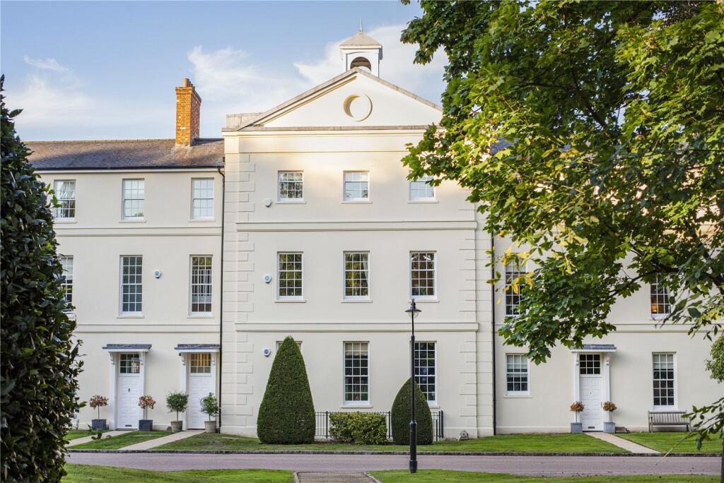 Main image of property: Birchfield, Sundridge, Sevenoaks, Kent, TN14