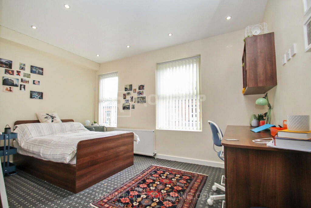 Main image of property: Hessle Mount, Leeds