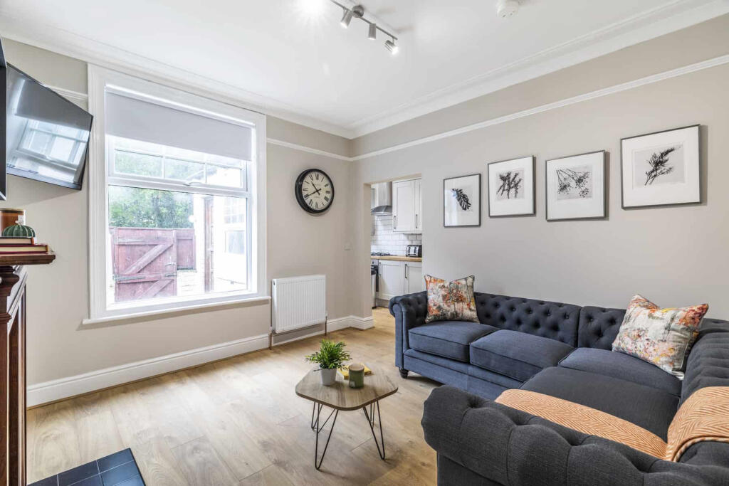 Main image of property: Grove Gardens, Leeds