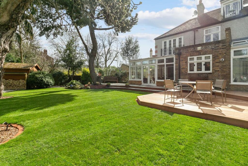 Main image of property: Elm Bank Gardens, Barnes Village