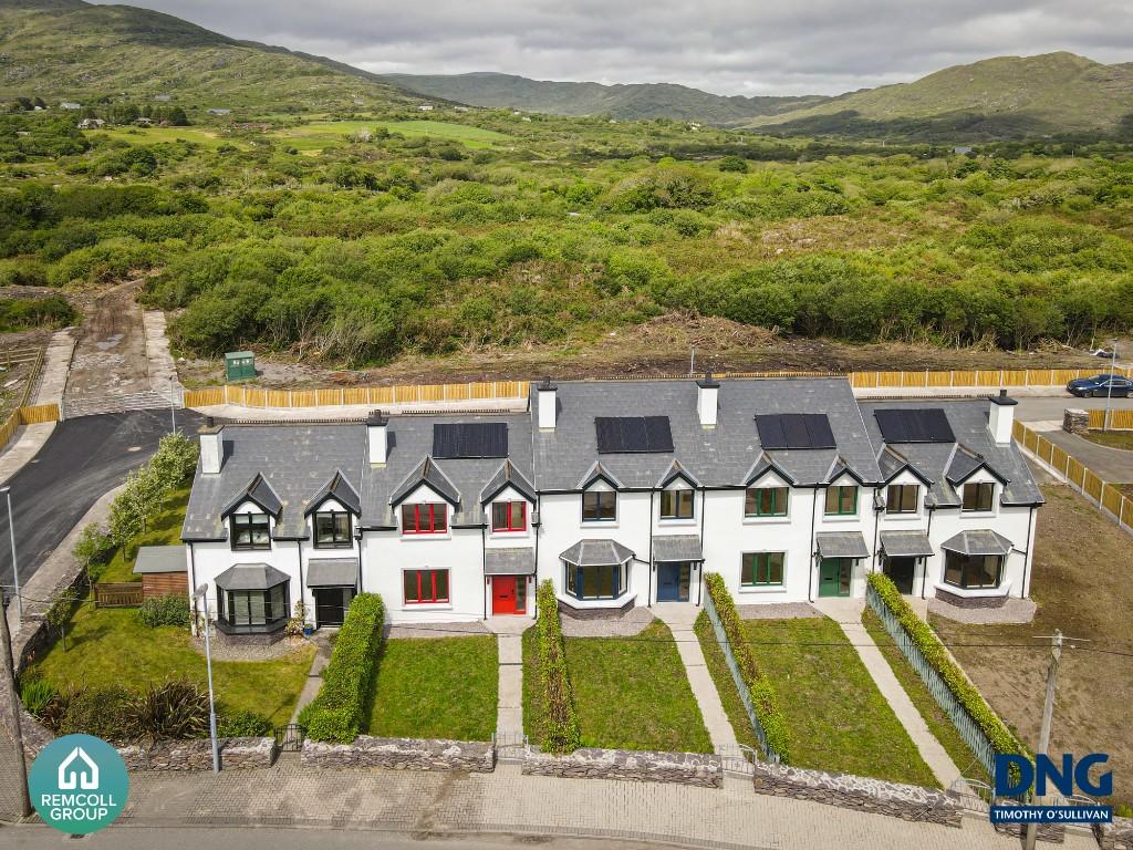 3 bedroom end of terrace house for sale in Castlecove, Kerry, Ireland