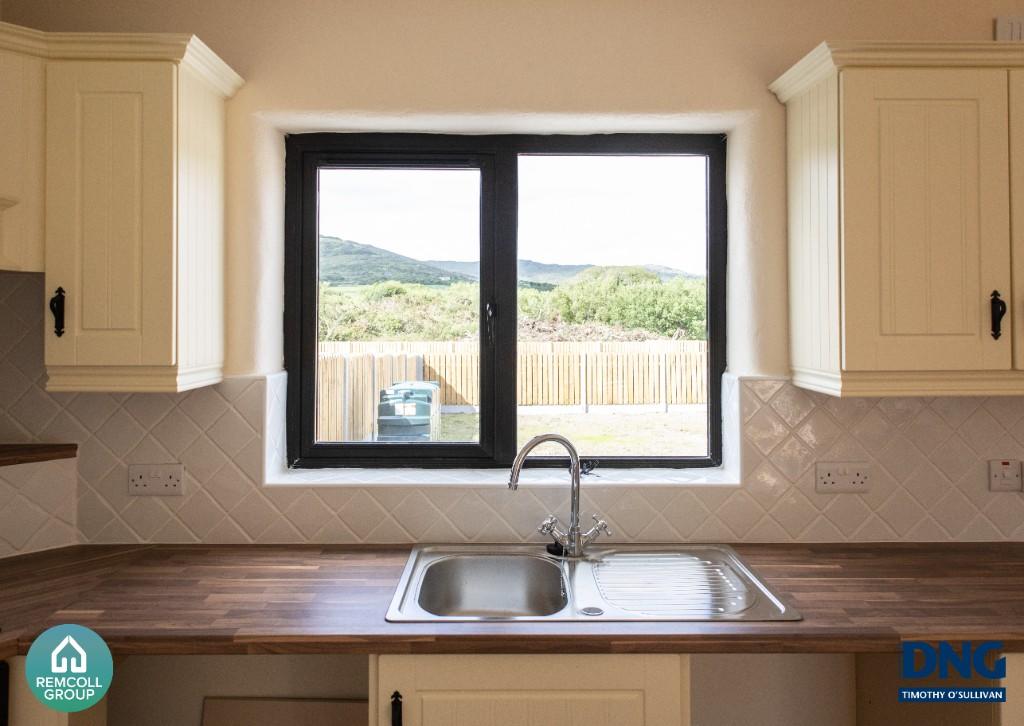 3 bedroom end of terrace house for sale in Castlecove, Kerry, Ireland