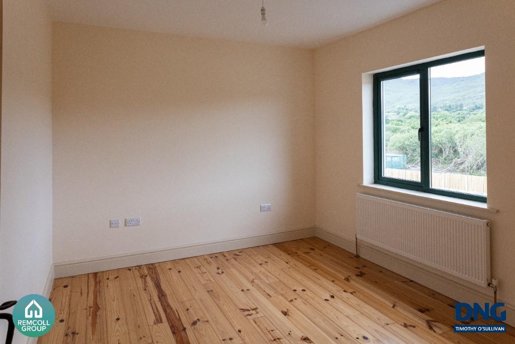 3 bedroom end of terrace house for sale in Castlecove, Kerry, Ireland