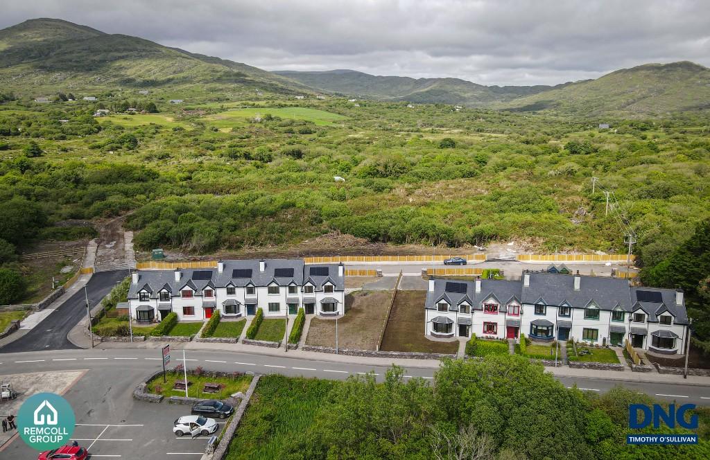 3 bedroom end of terrace house for sale in Castlecove, Kerry, Ireland