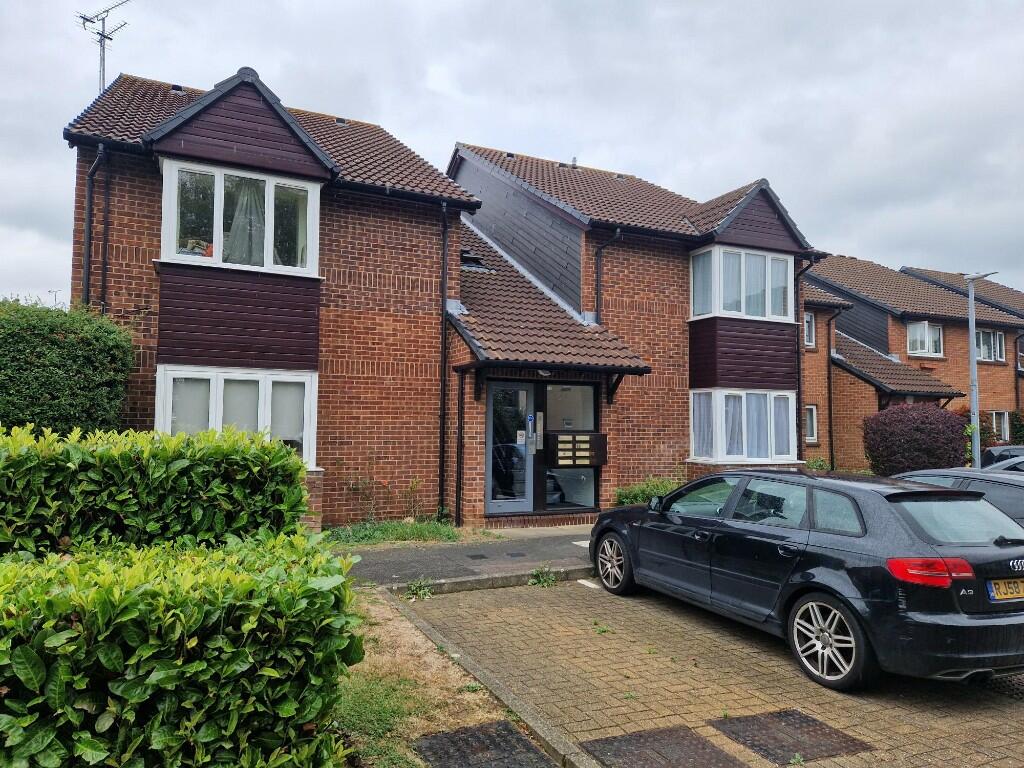 Main image of property: Hereward Green, Loughton, Essex, IG10