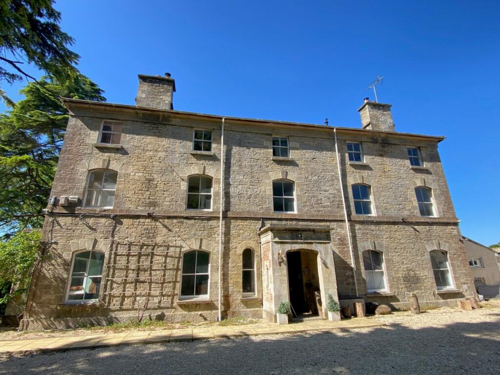 Main image of property: Priory Fields, Horsley, Stroud, Gloucestershire, GL6