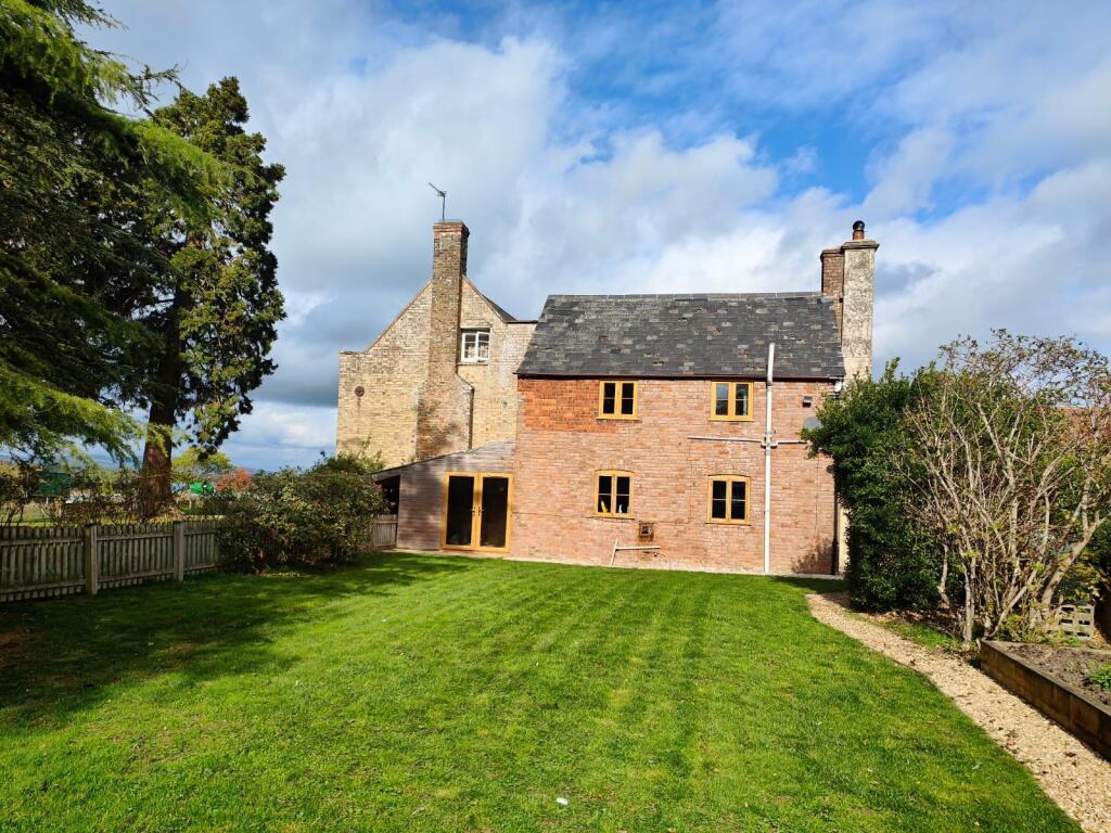 Main image of property: Oakey Farm, Moreton Valence, Gloucestershire, GL2