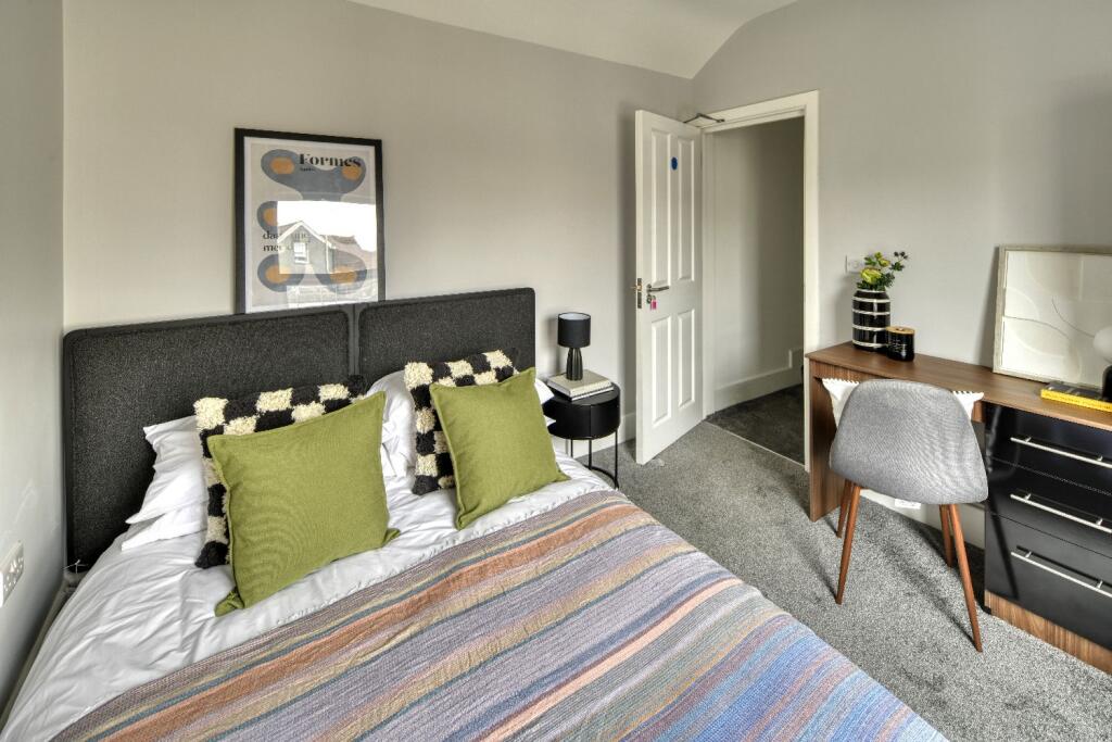 Additional property image - Downend Road (D), Kingswood, Bristol, Bristol, BS15