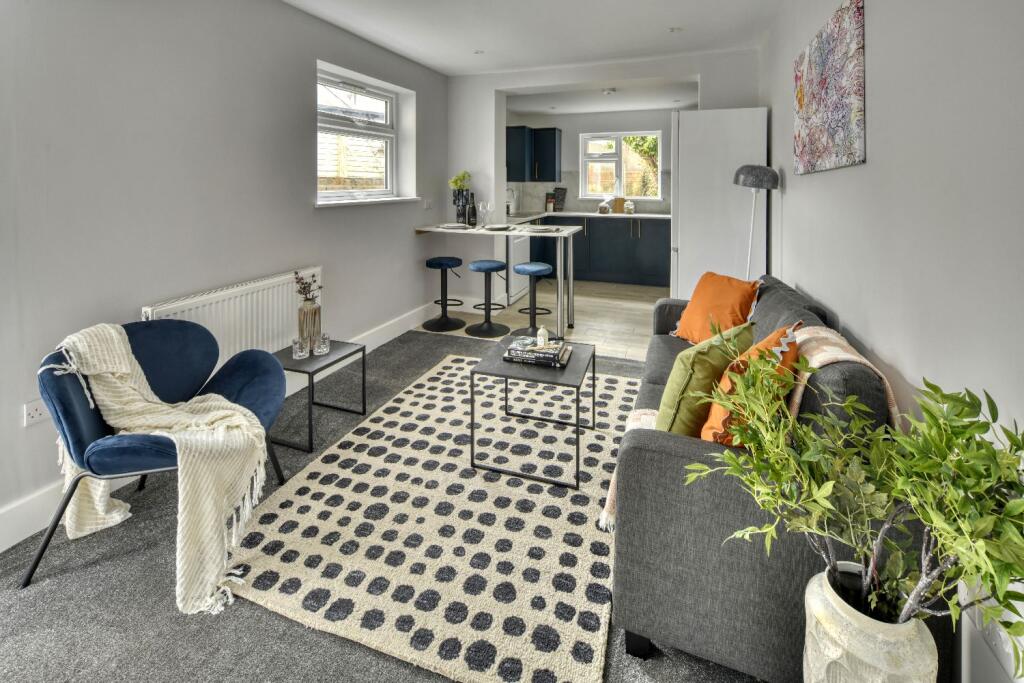Additional property image - Downend Road (D), Kingswood, Bristol, Bristol, BS15