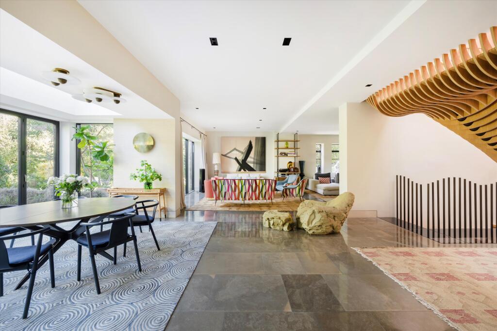 Main image of property: Aylestone Avenue, London, NW6