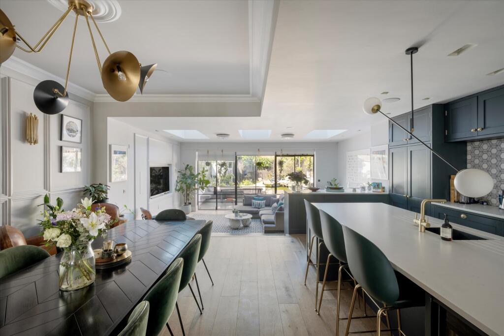 Main image of property: Brondesbury Villas, Queen's Park, London, NW6