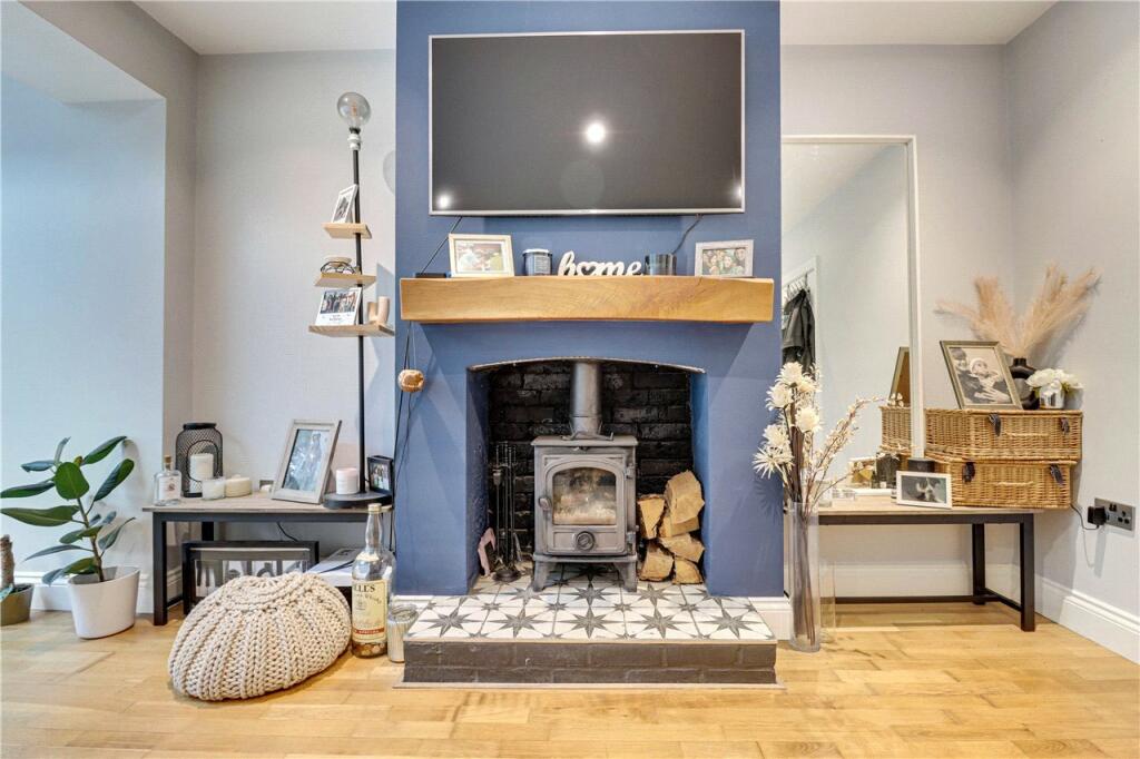 Additional property image - Chiswell Green Lane, St. Albans, Hertfordshire