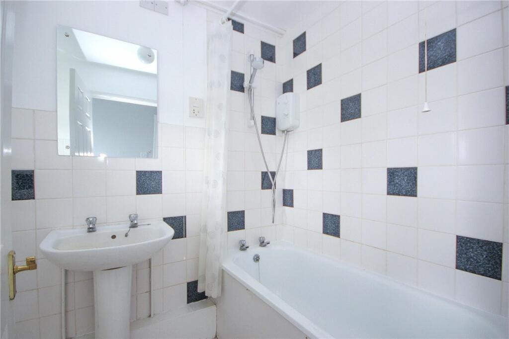Additional property image - Grimsdyke Lodge, Hatfield Road, St. Albans, AL1