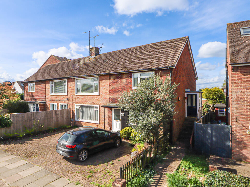 Main image of property: Hazelwood Drive, St. Albans, Hertfordshire, AL4