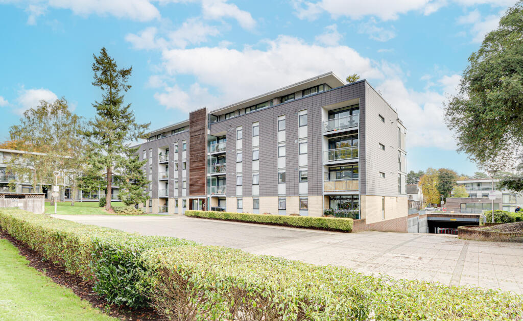 Main image of property: Newsom Place, Hatfield Road, St. Albans, AL1