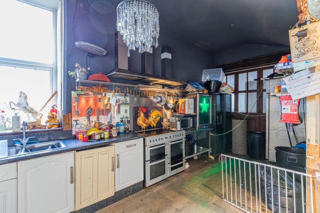Additional property image - Trinity Chapel, Trinity Road, Tonypandy, RCT, CF40 1DQ