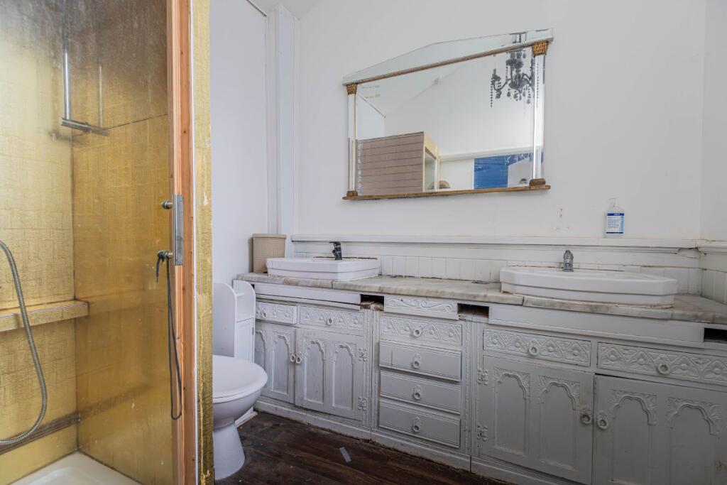 Additional property image - Trinity Chapel, Trinity Road, Tonypandy, RCT, CF40 1DQ