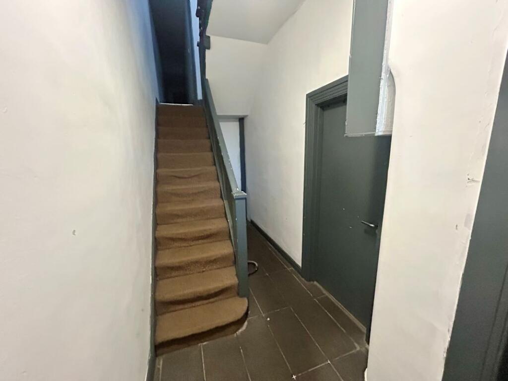Additional property image - 150 Richmond Road, Cardiff, CF24 3BX