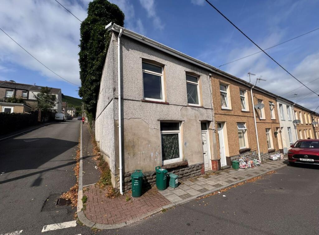 Main image of property: 47 Victoria Street, Mountain Ash, CF45 3AP