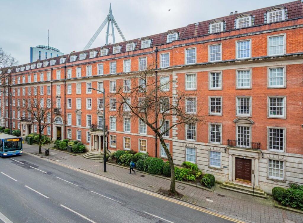 Main image of property: Flat 20 Branksome House, Westgate Street, Cardiff, CF10 1DF