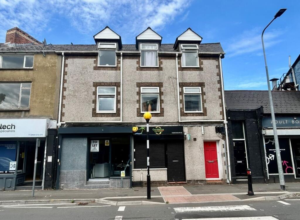 Main image of property: Flat 2, 2A Wyndham Crescent, Cardiff, CF11 9EH